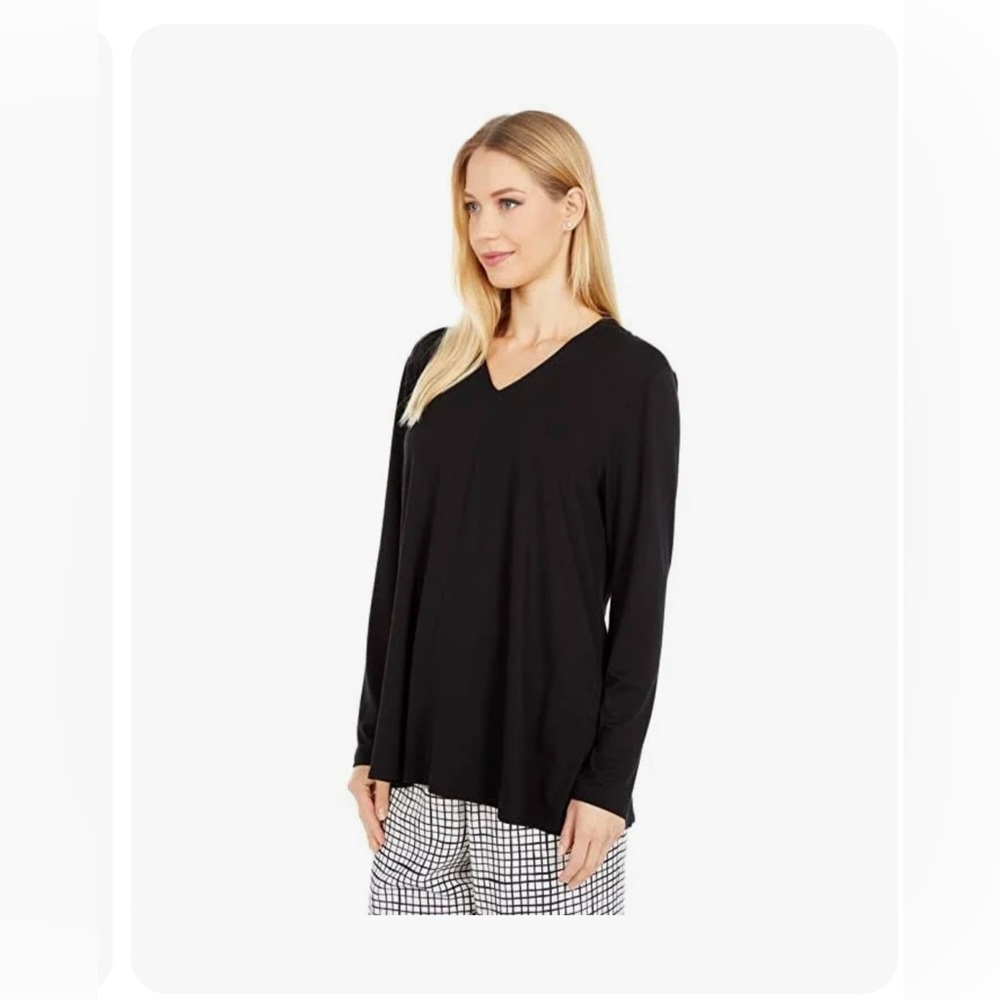 Eileen Fisher Women's Black Solid Long Sleeve V-Neck Top